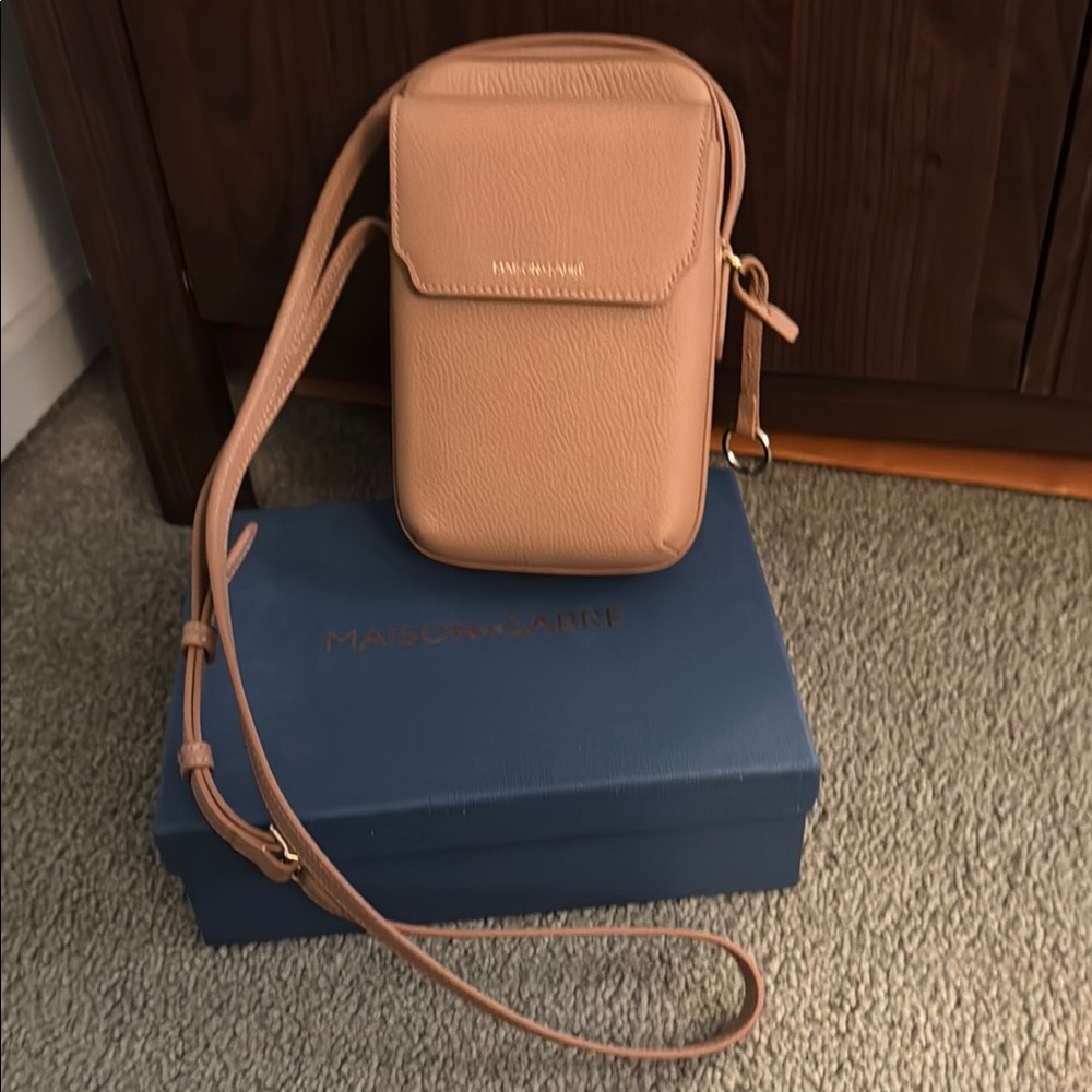 Maison de Sabre Tan Crossbody Bag